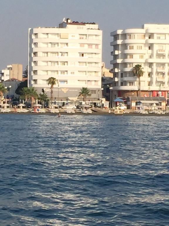 Alex Beach Apartment 31 Larnaca Exteriör bild